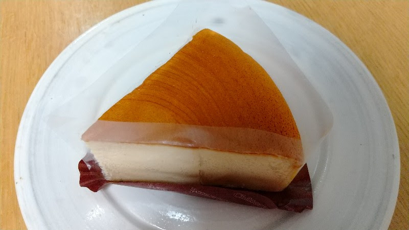 シャトレーゼ松山樽味店ケーキなめらかスフレチーズケーキ