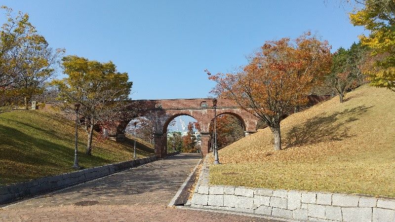 藤山健康文化公園遊歩道レンガの橋