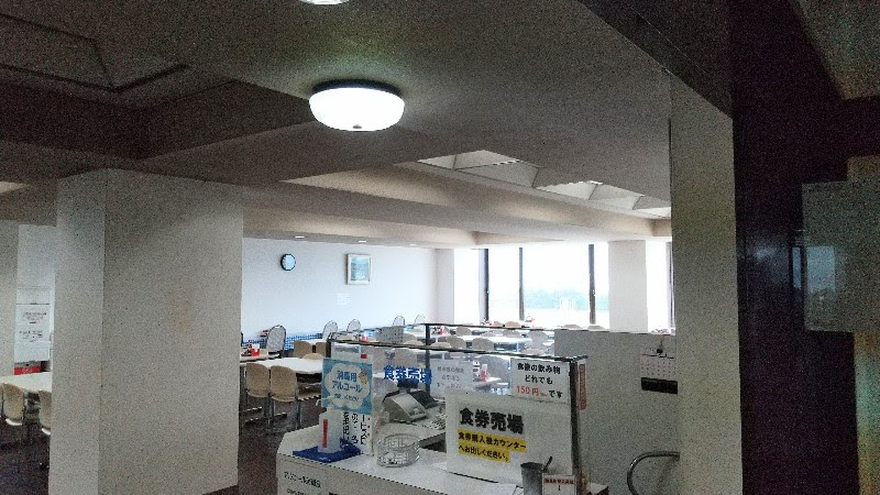 愛媛県運転免許センターの食堂