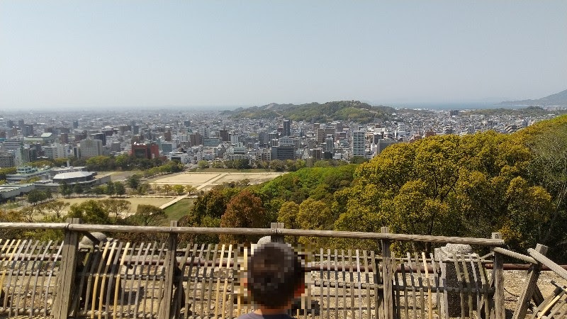 松山城から眺めるお堀