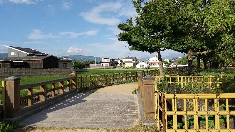 松山市の水遊び＆川遊びができる人気スポット「杖ノ淵公園」の日本庭園