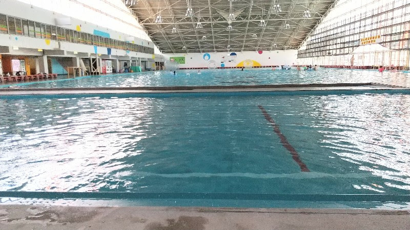 愛媛県松山市おすすめのプール「イヨテツスポーツセンターのサブプール」