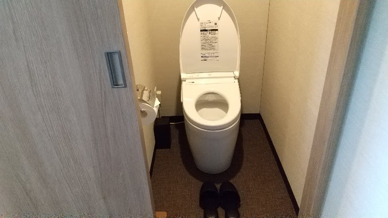 OMO関西空港 by 星野リゾートの客室にあるトイレ