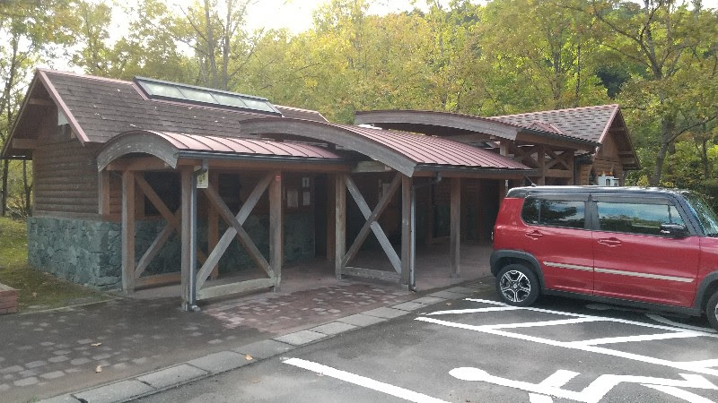 宇和島市三間町にある中山池自然公園のトイレ
