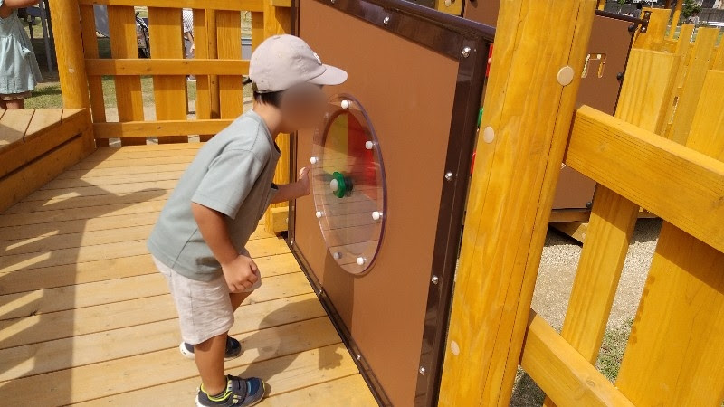 西予ちぬやパーク（西予児童公園）、せいよジオ-SANPOH！メインの大型複合遊具、ぐるぐる回す遊具