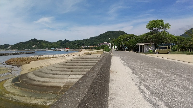 愛媛県おすすめの海水浴場、松山市にある立岩海水浴場（モンチッチ海岸）へのアクセス・駐車場