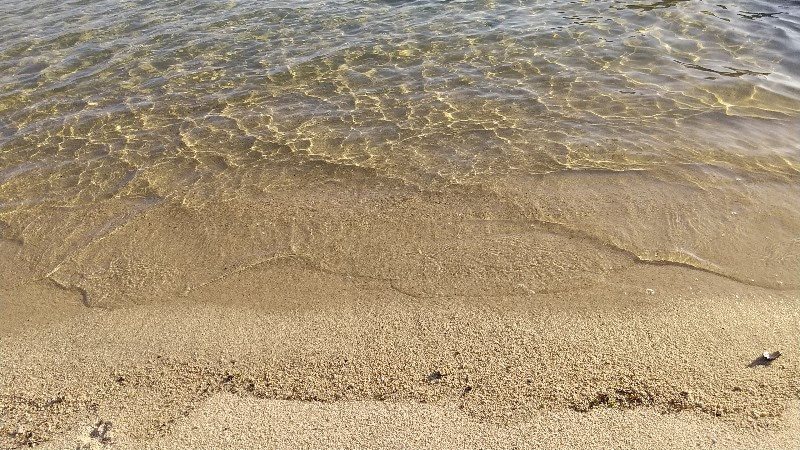 波妻の鼻わくわくランド 北条公園（波妻）のすぐ下にあるビーチの透明度の高い海水＠松山市おすすめの公園