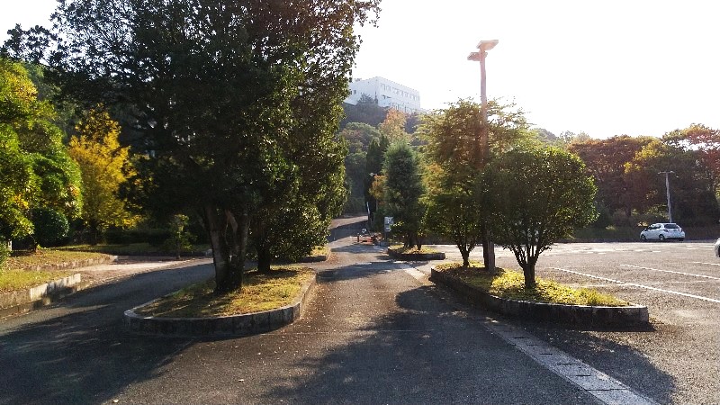 愛媛県今治市にある桜井総合公園の駐車場