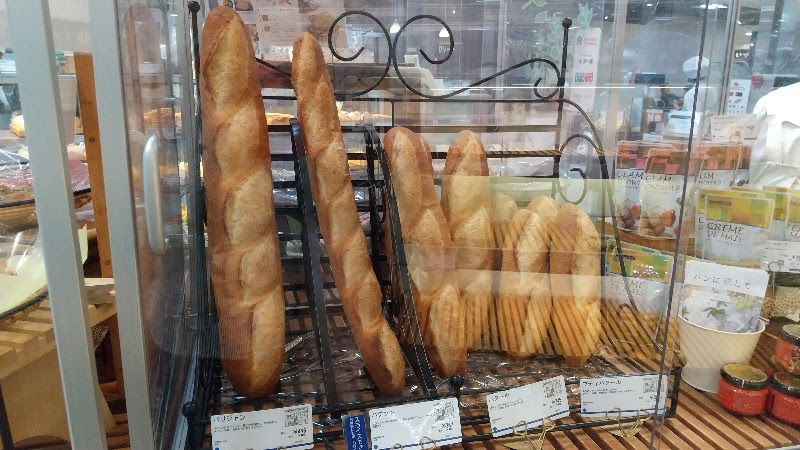 DONQ（ドンク）いよてつ高島屋店、愛媛県パンがおいしいおススメのお店のフランスパン(バケット)