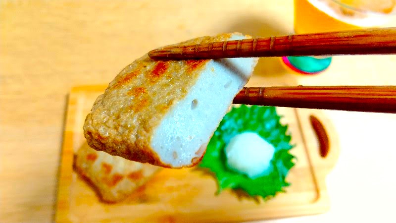 田中蒲鉾本店【宇和島じゃこ天】美味しい食べ方、フライパンであぶって、大根おろしと一緒に＠愛媛