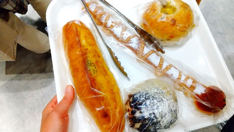 ハートブレッドアンティーク エミフルMASAKI店【口コミ・メニュー】購入したパン