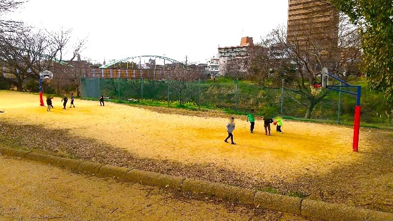 石手川緑地（東野地区）、バスケットゴール、バスケットコート、松山市のおすすめの公園